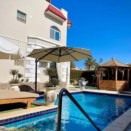 Ground Floor Apartment In Villa With Private Pool And Private Garden